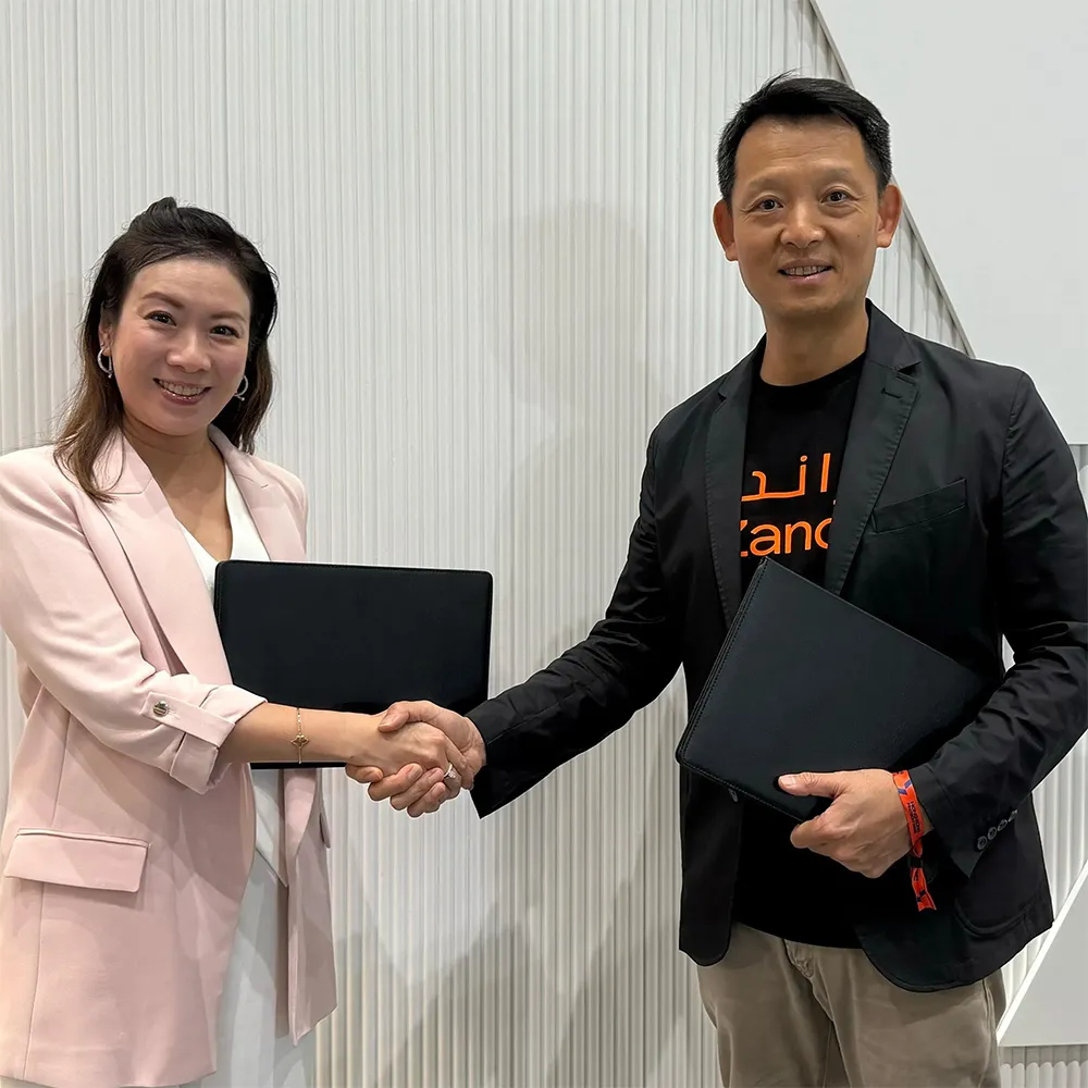 Zand Bank sign MOU with EFT Solutions